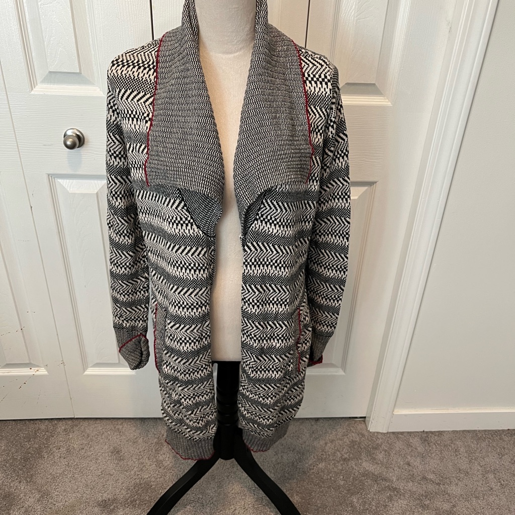 Belldini Size L Long Line Cardigan